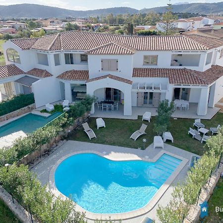 Villetta Con Piscina Budoni Affitti Spiaggia 700 Mt 외부 사진